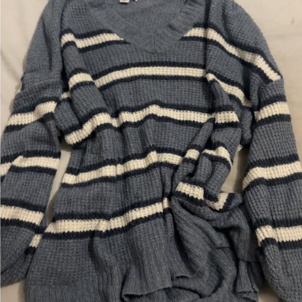 American Eagle Blue and White Striped Sweater